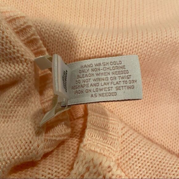 Chico’s Light Pink Sweater Size Small - Picture 12 of 12
